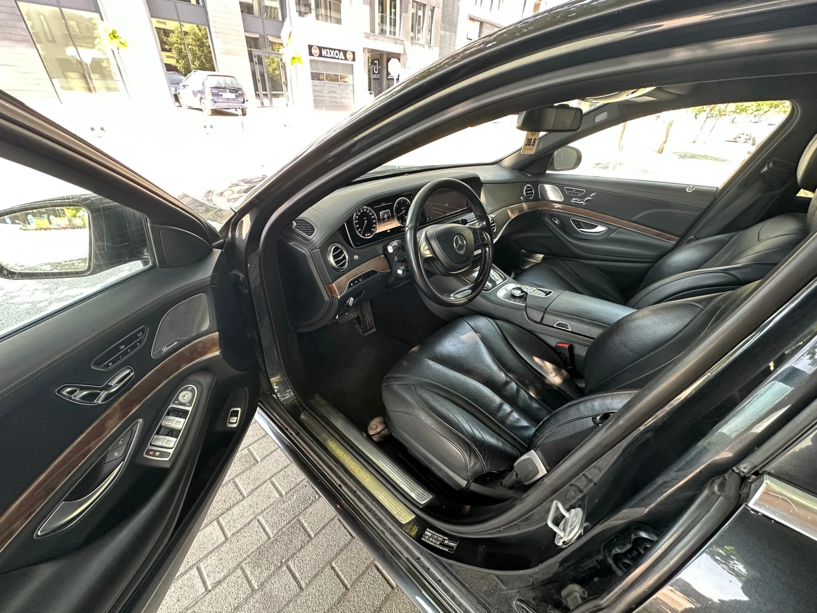 Mercedes-Benz S 350 CDI/AMG/BURMESTER/ВАКУУМ/МАСАЖ/КАМЕРА/ЛИЗИНГ/, снимка 9 - Автомобили и джипове - 55054955