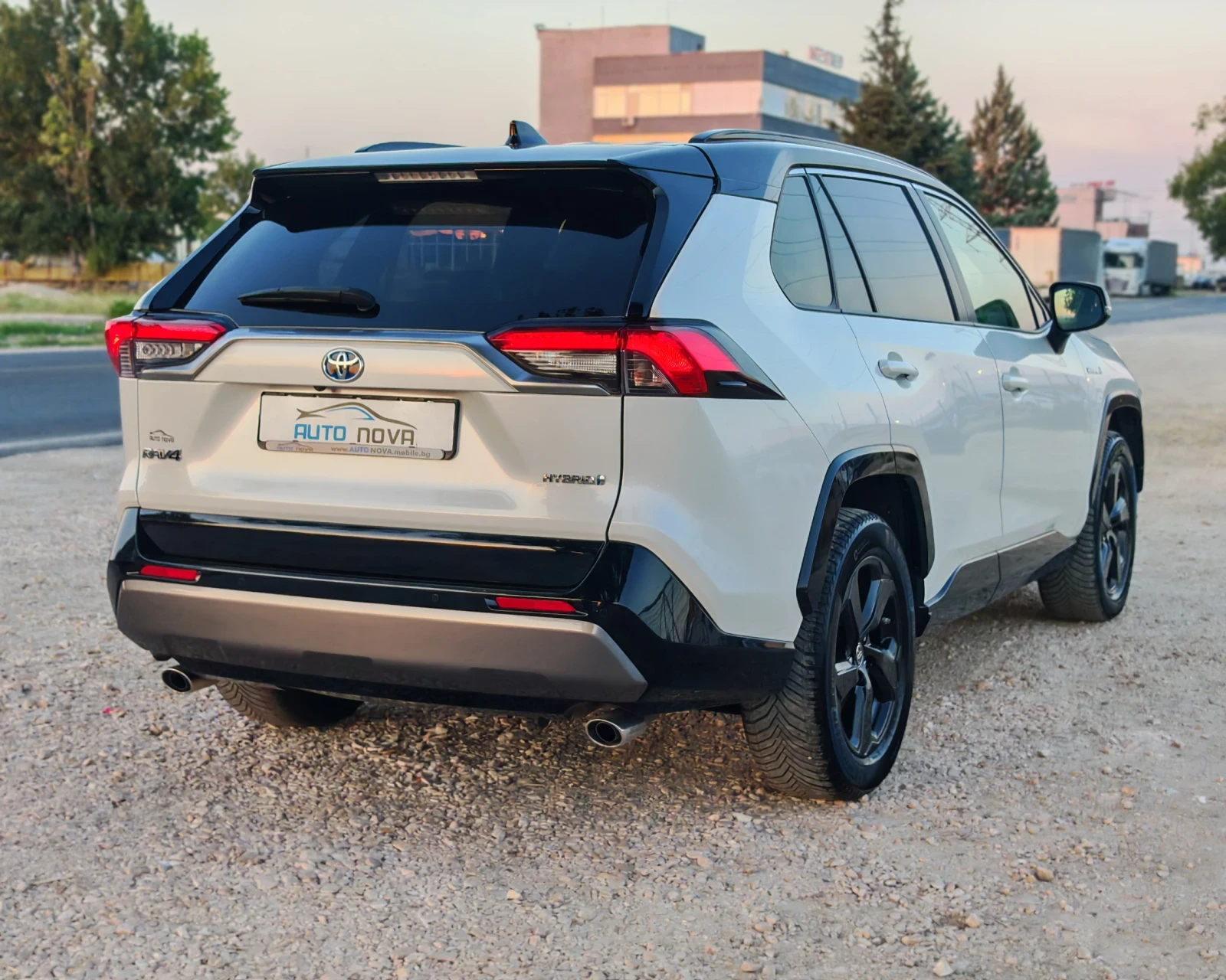 Toyota Rav4 2.5 ������ 218 �.�. 147 000 �� STYLE! ��������! | Mobile.bg � ����������� 7
