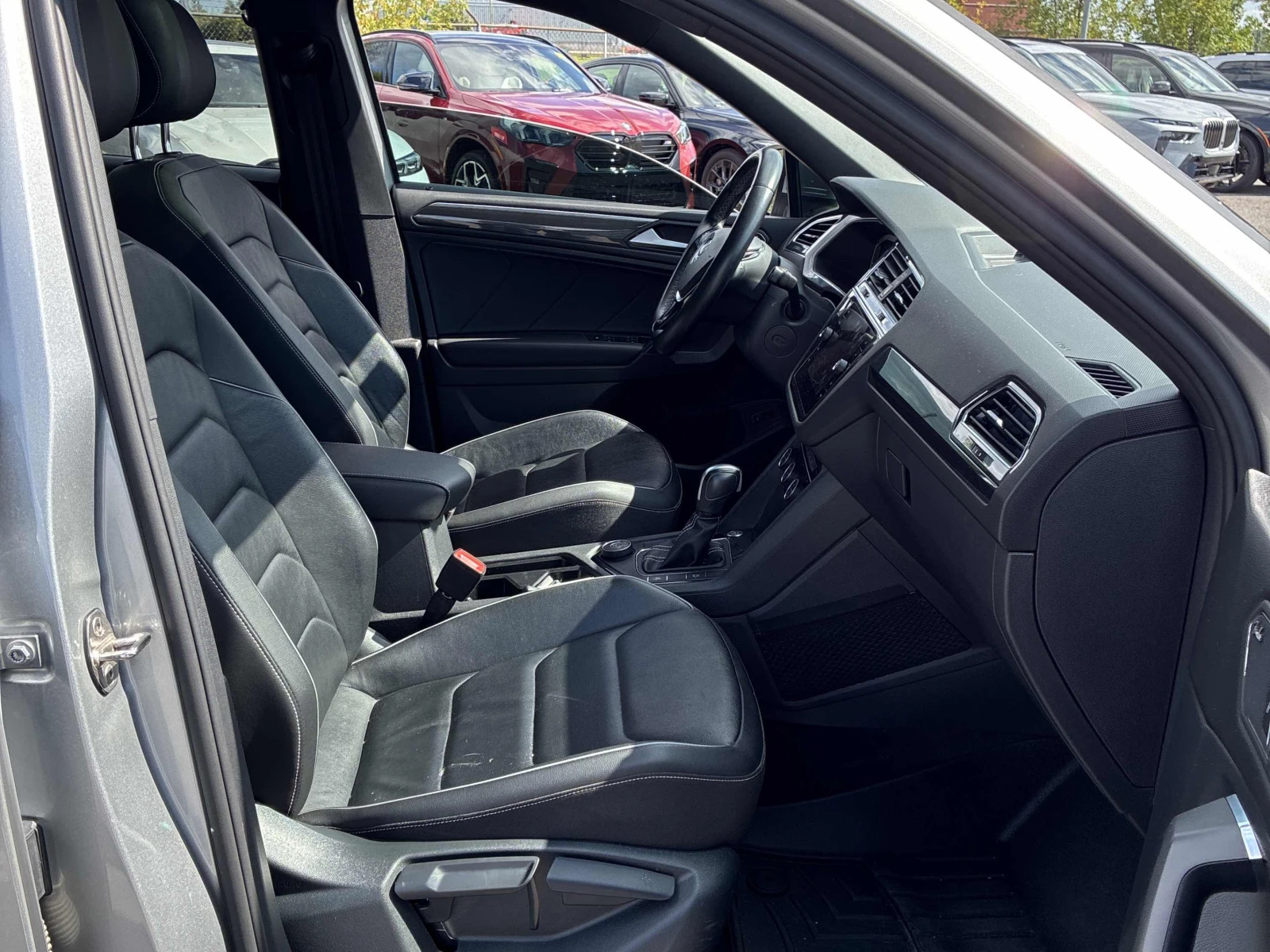 VW Tiguan Highline / Fender / Обдухване / Carfax / Автокреди, снимка 16 - Автомобили и джипове - 55962834
