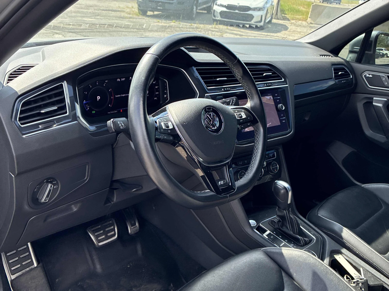 VW Tiguan Highline / Fender / Обдухване / Carfax / Автокреди, снимка 5 - Автомобили и джипове - 55962834