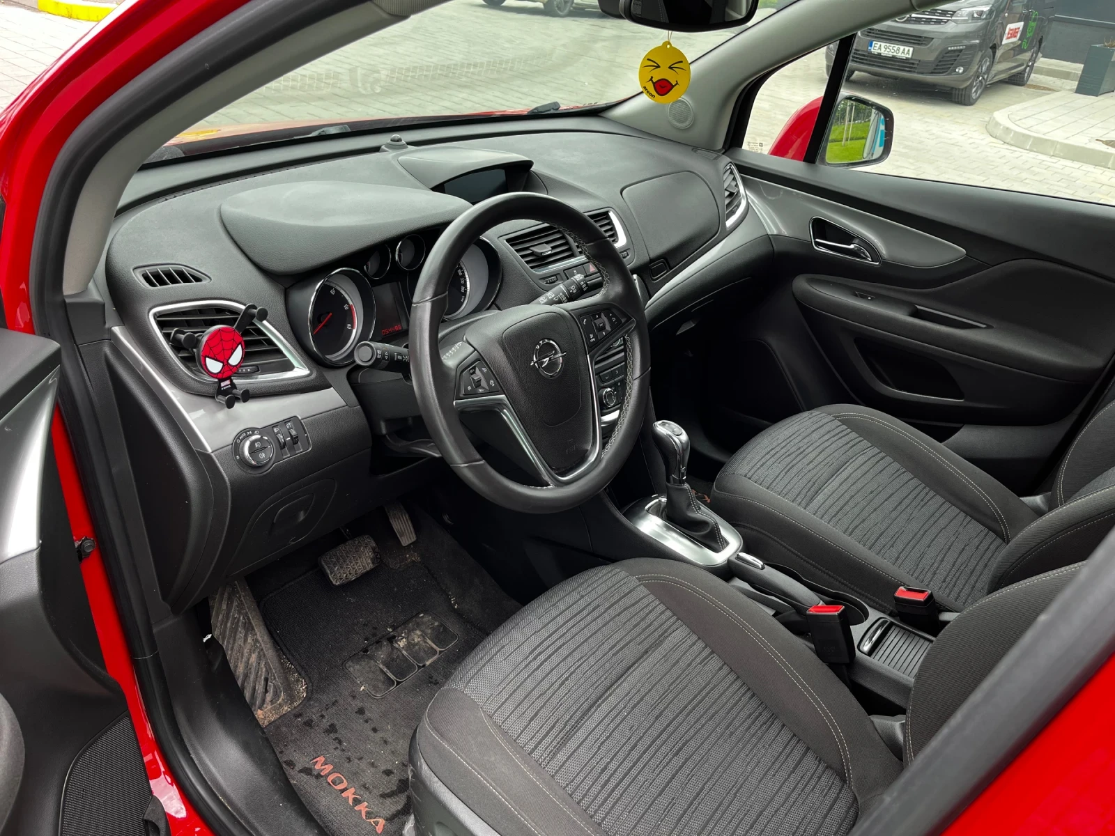 Opel Mokka 76000км, снимка 9 - Автомобили и джипове - 56445394