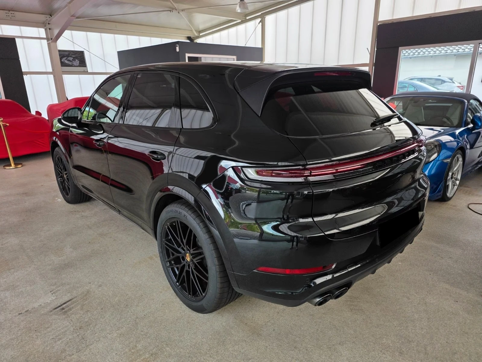 Porsche Cayenne S/4WD/V8/SPORTDESIGN/CHRONO/PANO/ACC/CARBON/ | Mobile.bg � ����������� 4
