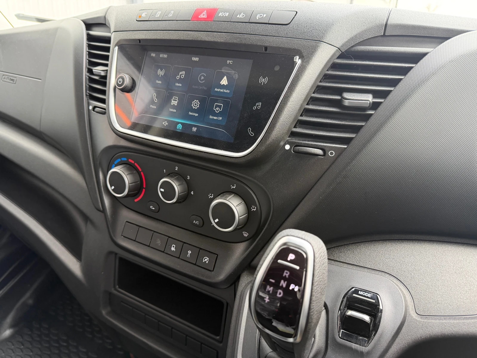 Iveco 35s16 RHD brand new L2H2 Automatic | Mobile.bg � ����������� 14