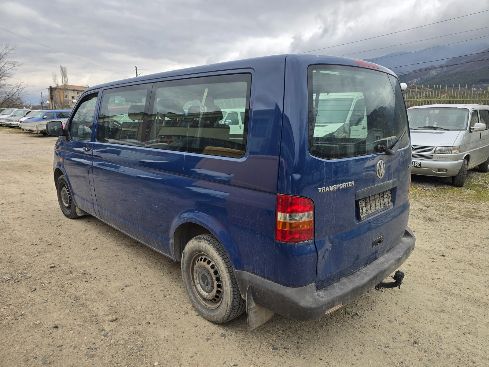 VW T5 T5 2.5 TDI AXD, снимка 2 - Бусове и автобуси - 53905246