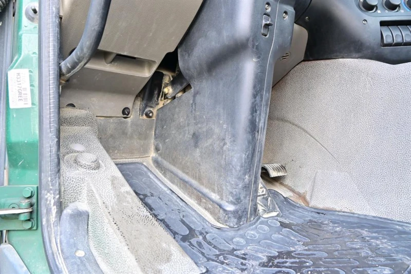 Daf CF 85.410 Автомат 8x4 теглич, снимка 9 - Камиони - 52446932