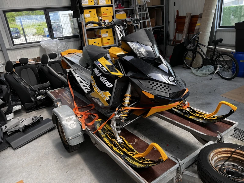 Ski-Doo Summit 800R НОВ ДВИГАТЕЛ, снимка 1 - Мотоциклети и мототехника - 48168526