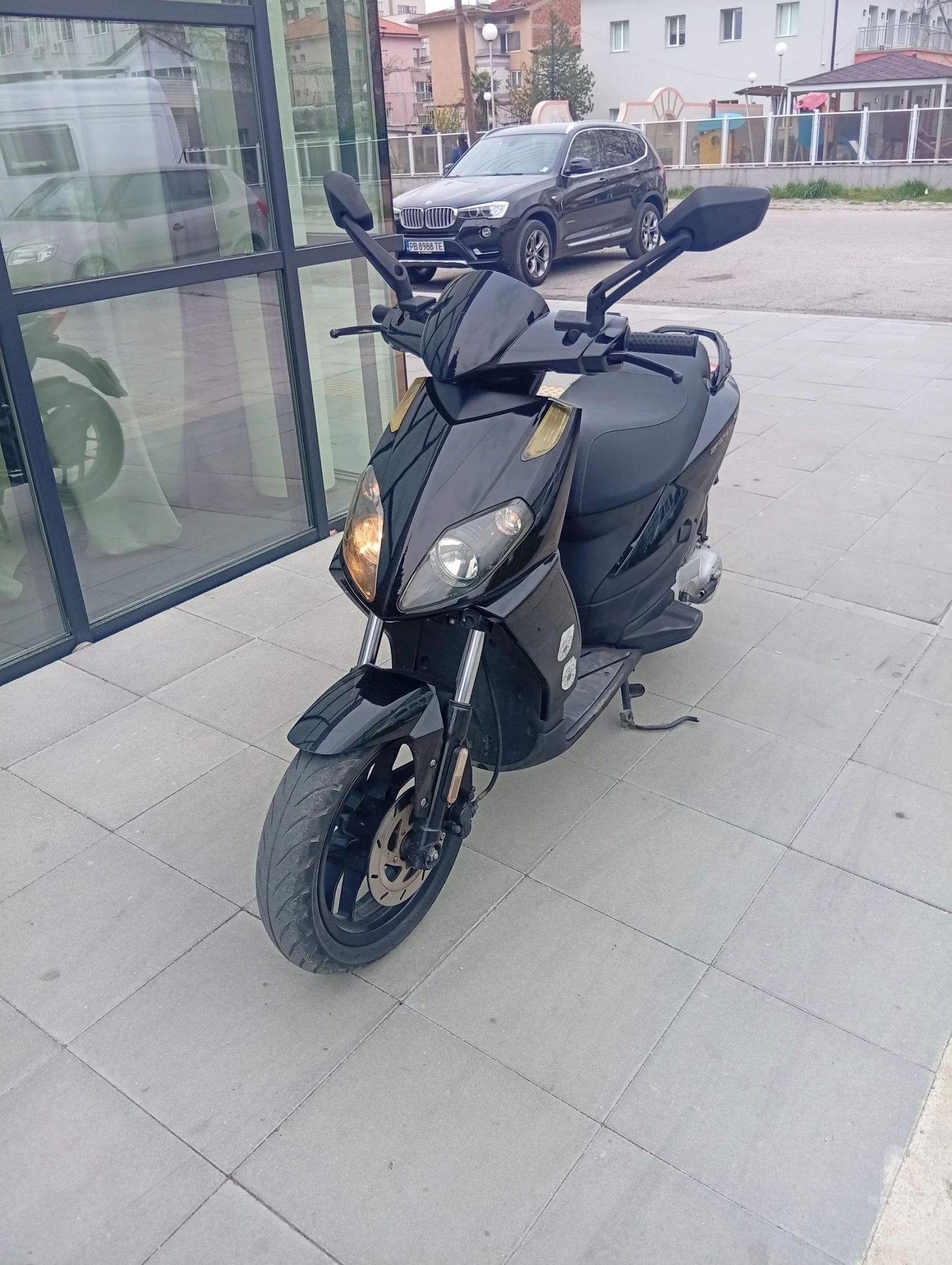 Aprilia 50 Sport city , снимка 2 - Мотоциклети и мототехника - 54261656