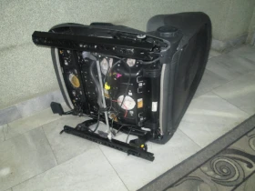 Продавам 1 брой пасажерска предна седалка за Audi A4 B8 2008 до 2015 , снимка 7