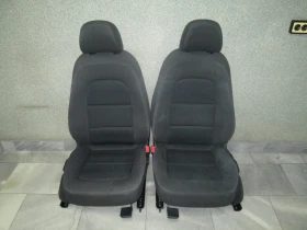 Продавам 2 броя много добри предни седалки за Audi A4 B8 2008 до 2015 