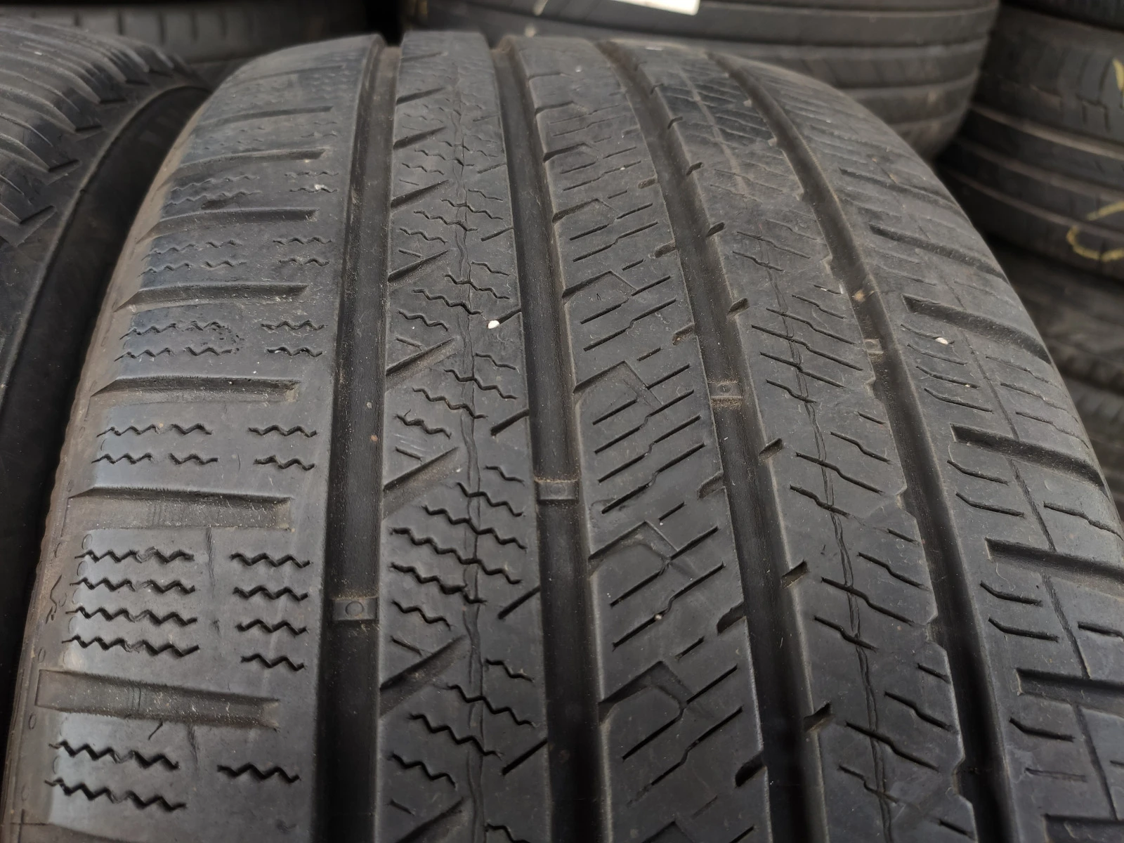  235/45R18 | Mobile.bg   1