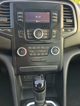Renault Megane 1.5 tdi Sedan mt, снимка 11