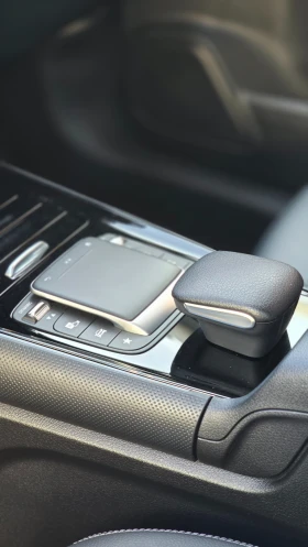 Mercedes-Benz GLA 180 * LED* 8G Tronic* Камера* , снимка 12