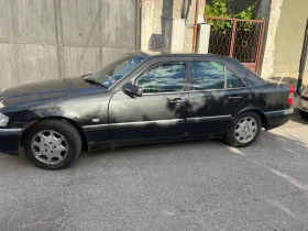 Mercedes-Benz C 180 1.8, снимка 2