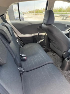 Toyota Yaris 1.3 Италия - 3700 € / 7236.57 лв. - 97916302 9