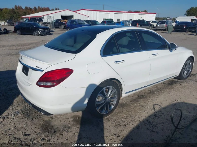 Mercedes-Benz C 300 2.0L I-4 DI, DOHC, VVT, TURBO, 241HP Rear Wheel Dr, снимка 8 - Автомобили и джипове - 48118537