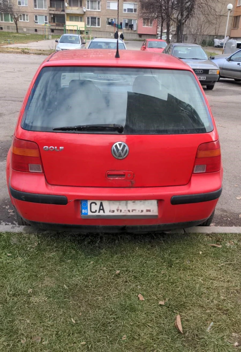 VW Golf, снимка 5 - Автомобили и джипове - 48164544