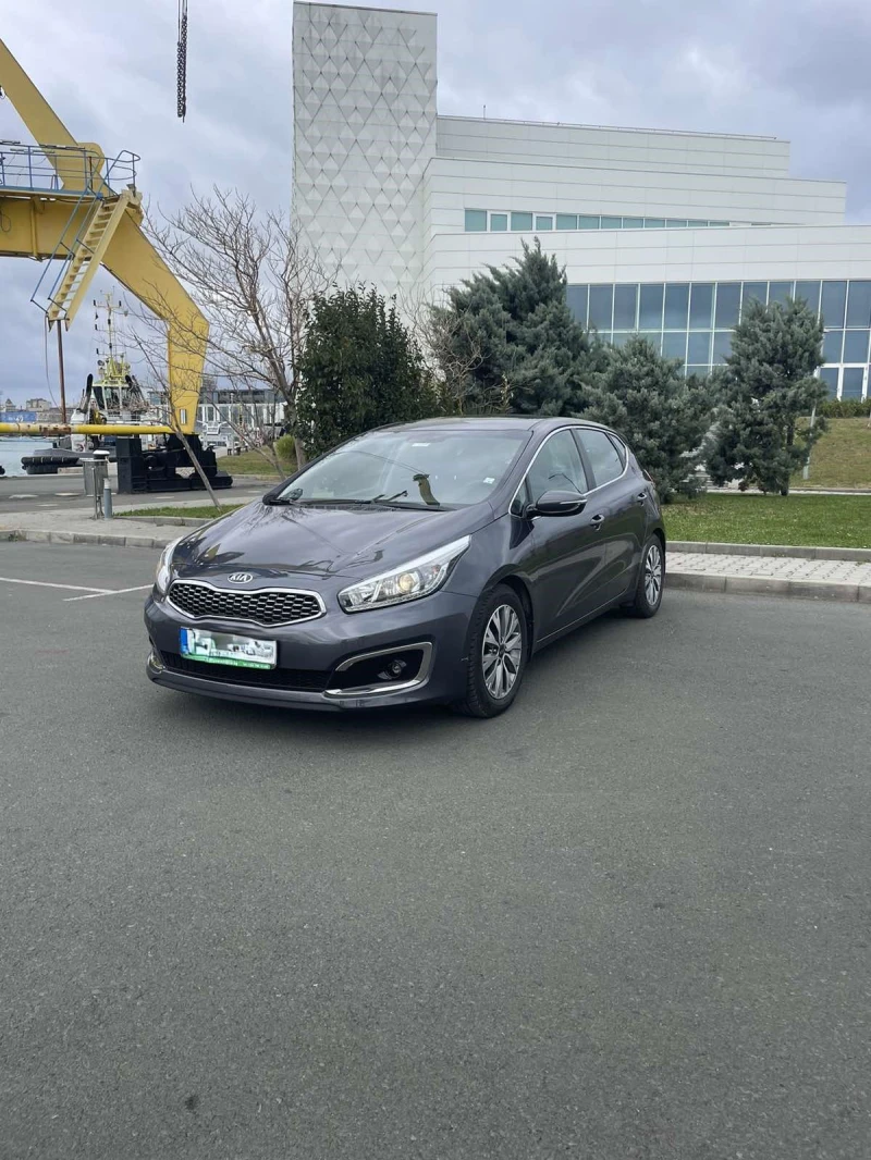 Kia Ceed, снимка 10 - Автомобили и джипове - 48214990