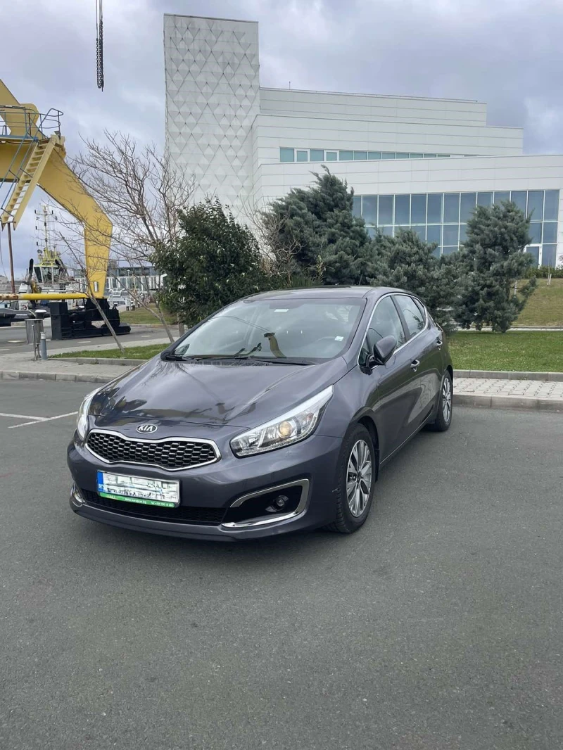 Kia Ceed, снимка 2 - Автомобили и джипове - 48214990