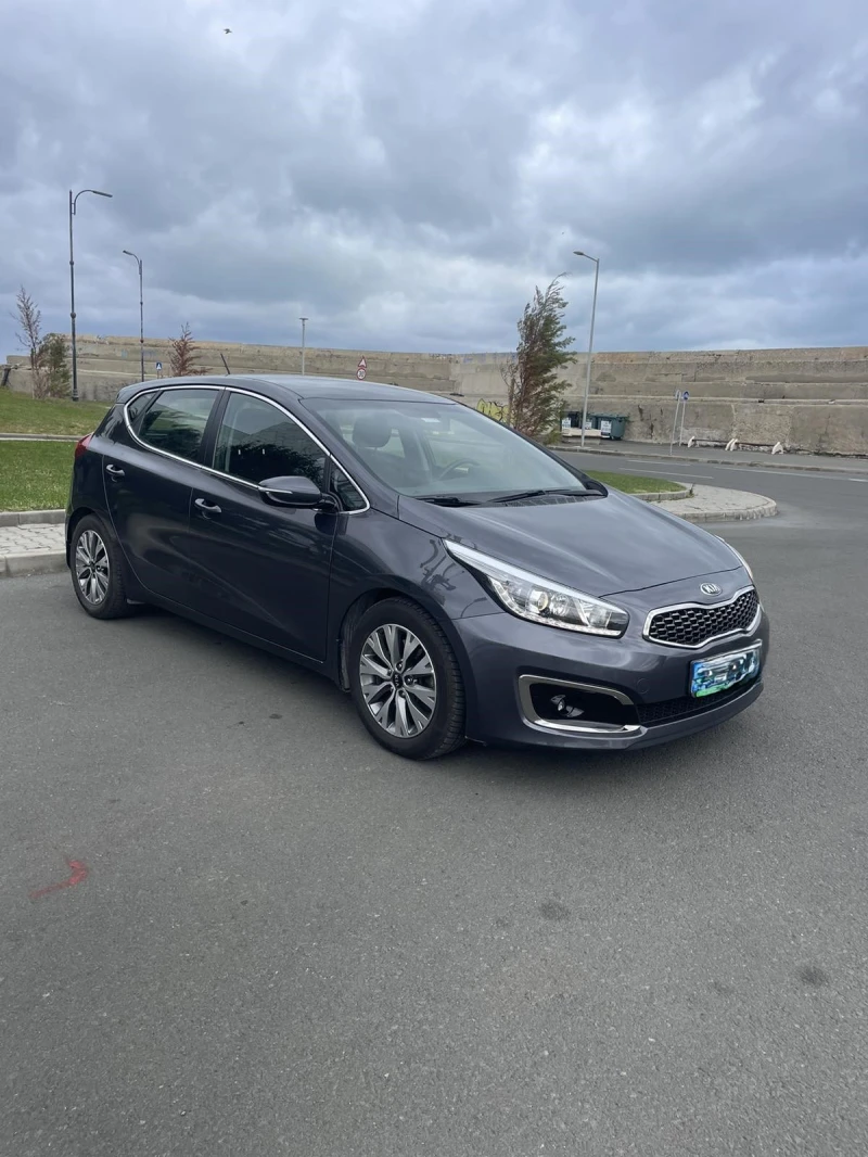 Kia Ceed, снимка 9 - Автомобили и джипове - 48214990