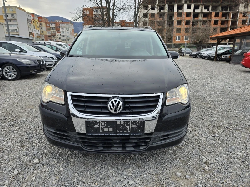 VW Touran 1.6i 102кс., снимка 5 - Автомобили и джипове - 48672720