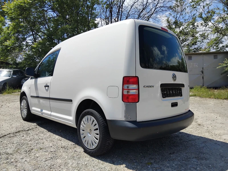 VW Caddy 1.6 TDI, снимка 5 - Автомобили и джипове - 52357787