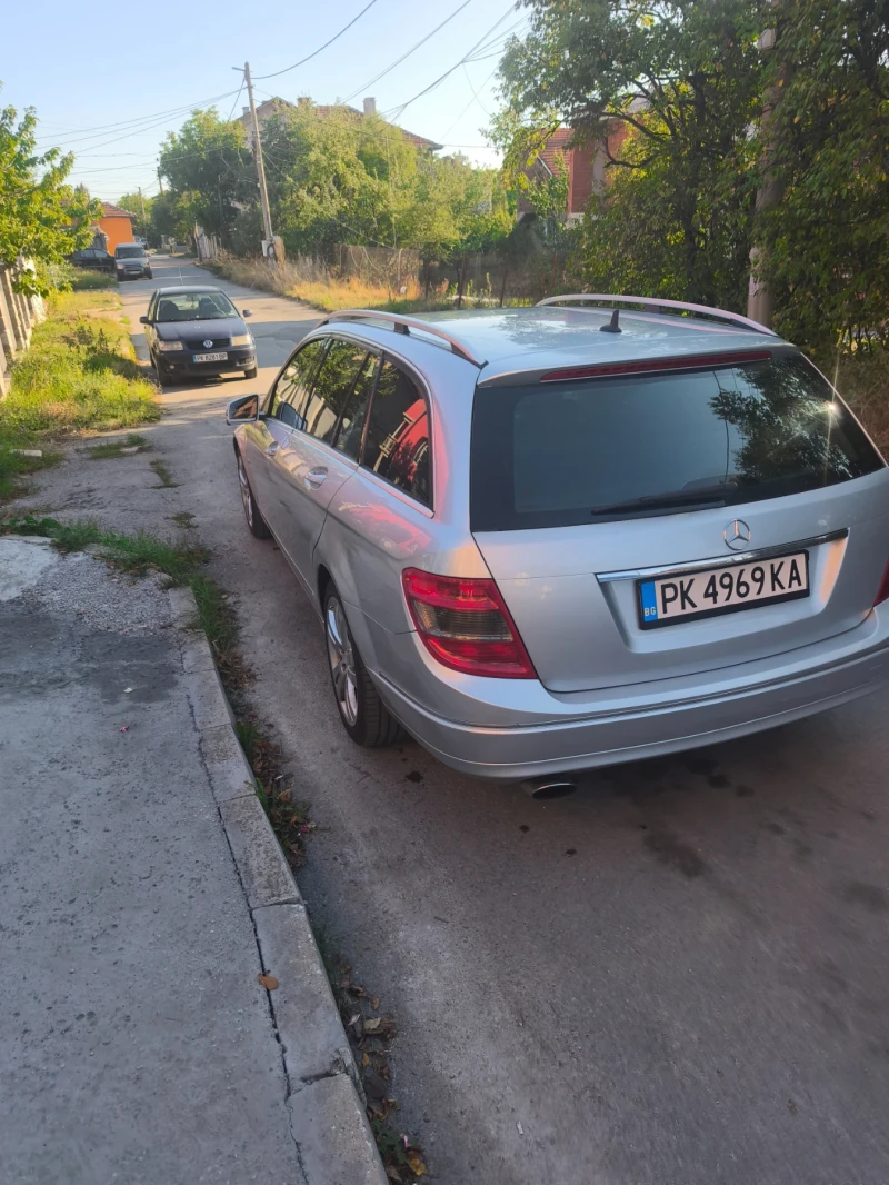 Mercedes-Benz C 220, снимка 4 - Автомобили и джипове - 52562159