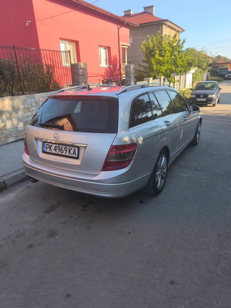 Mercedes-Benz C 220, снимка 6 - Автомобили и джипове - 52562159