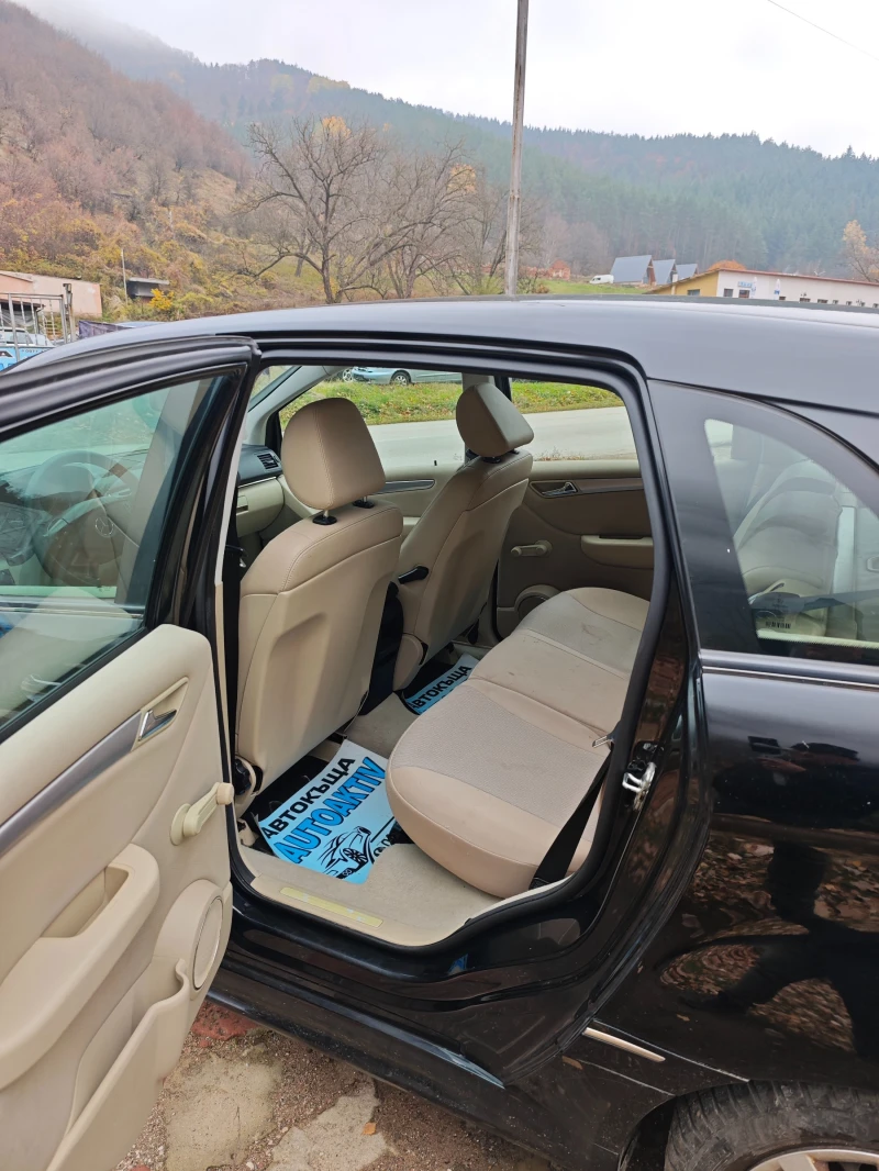 Mercedes-Benz B 180 2.0CDI НОВ ВНОС, снимка 6 - Автомобили и джипове - 52306338