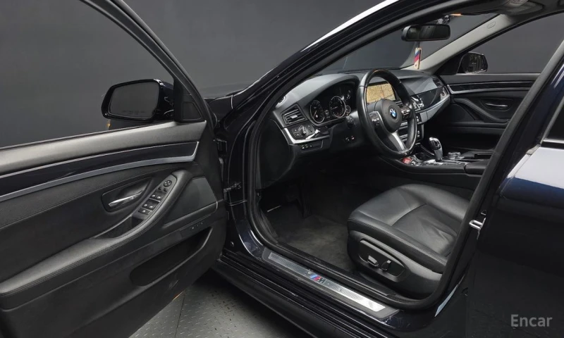 BMW 520, снимка 10 - Автомобили и джипове - 53054153