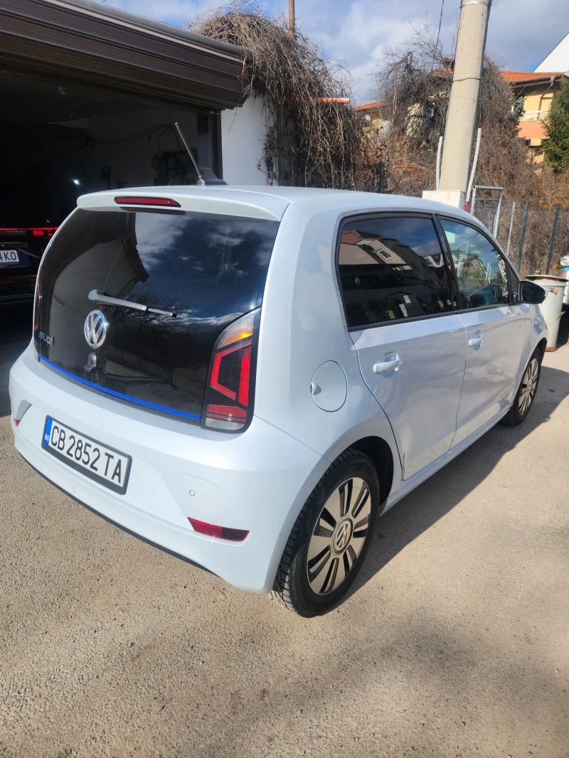 VW Up, снимка 4 - Автомобили и джипове - 53448026