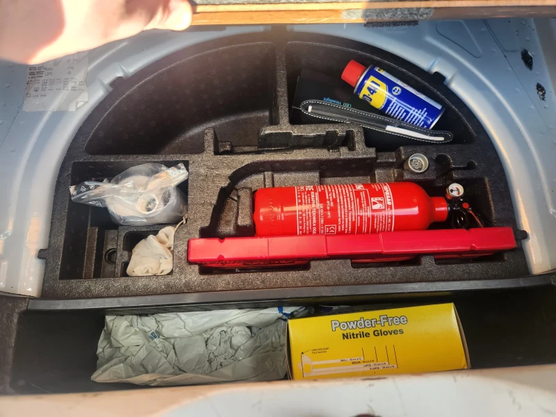 VW Up, снимка 11 - Автомобили и джипове - 53448026