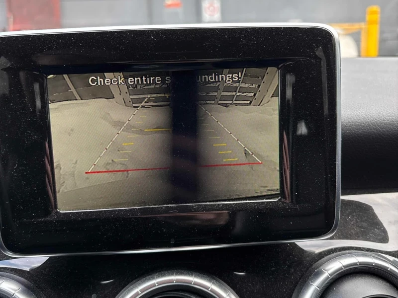 Mercedes-Benz CLA 250 4MATIC * AMG PACK* ПОДГРЕВИ* ДВА ЧИФТА ГУМИ/ДЖАНТИ, снимка 13 - Автомобили и джипове - 53459212