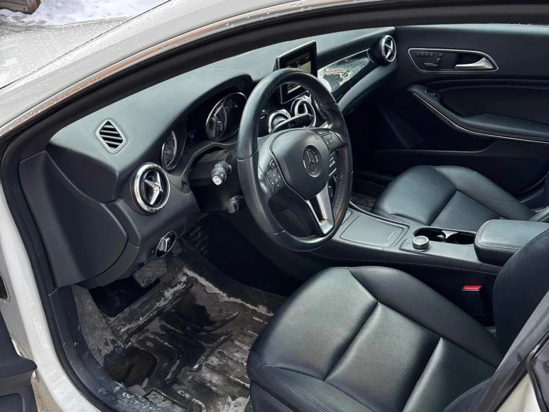 Mercedes-Benz CLA 250 4MATIC * AMG PACK* ПОДГРЕВИ* ДВА ЧИФТА ГУМИ/ДЖАНТИ, снимка 7 - Автомобили и джипове - 53459212
