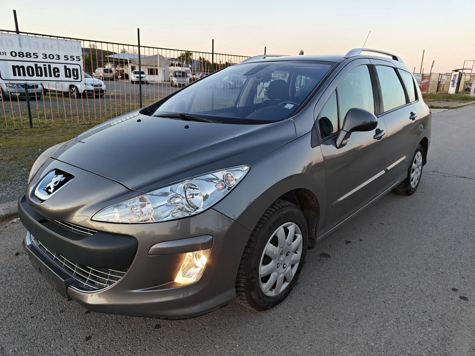 Peugeot 308 SW 1.6HDI-109кс, Климатроник, Панорама , снимка 1