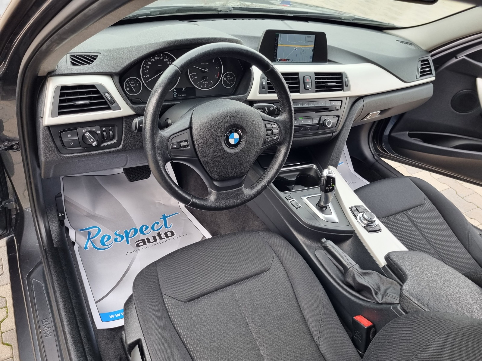 BMW 320 XDrive-184ps* 8 СКОРОСТИ* СЕРВИЗНА ИСТОРИЯ в BMW! - изображение 8