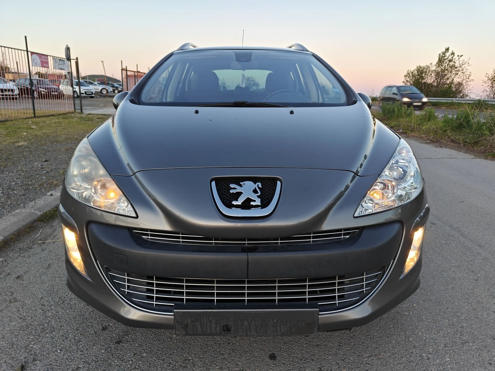 Peugeot 308 SW 1.6HDI-109кс, Климатроник, Панорама  - изображение 3