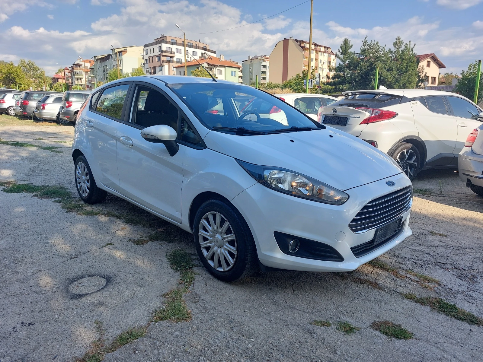 Ford Fiesta 1.4i GPL 36м. х 280лв. - изображение 6