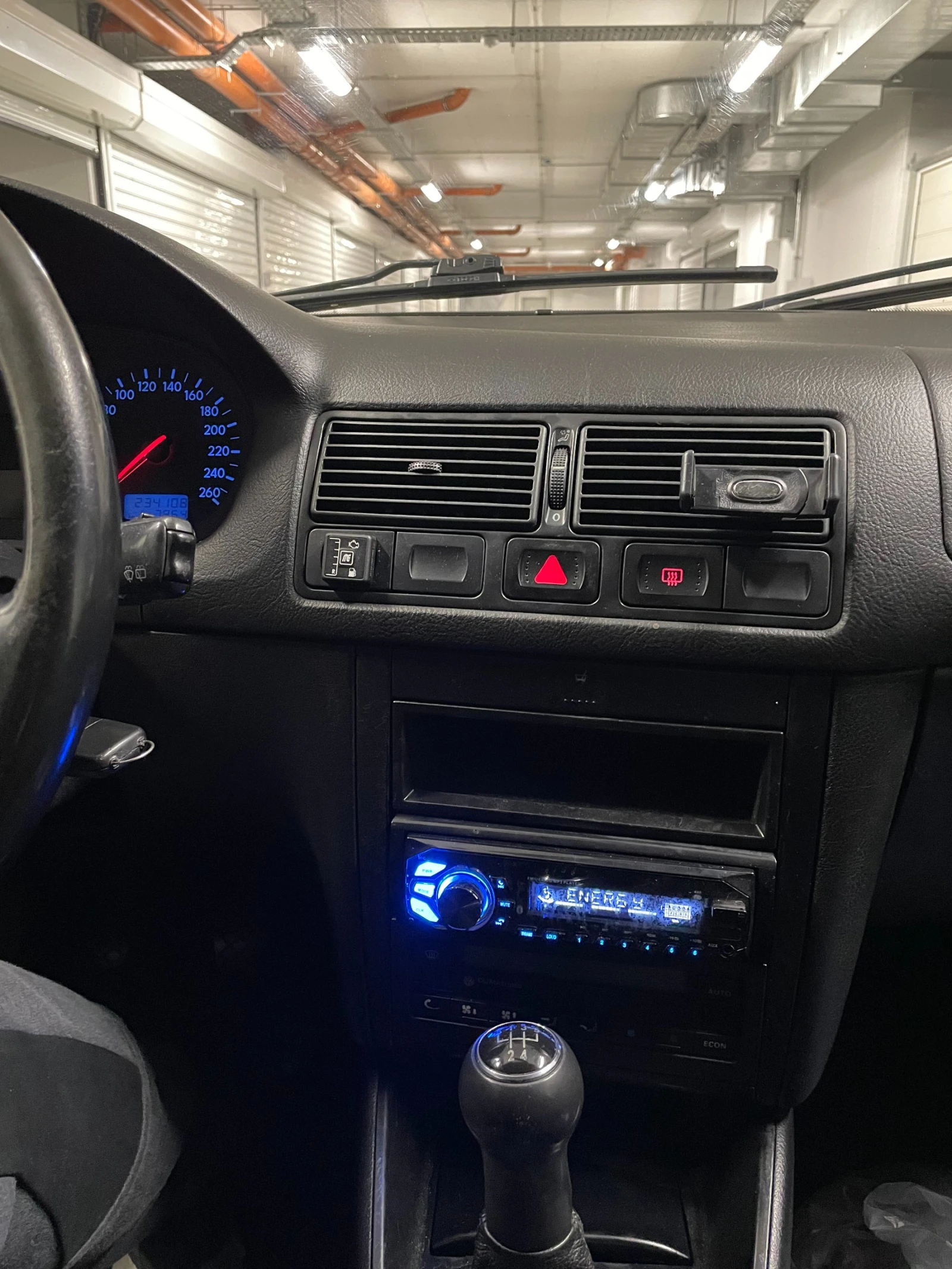 VW Golf 1.6 16V - изображение 4