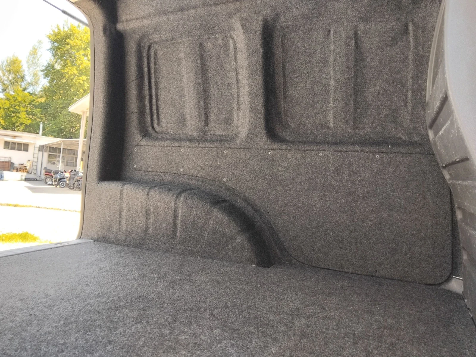 VW Caddy 1.6 TDI | Mobile.bg � ����������� 14