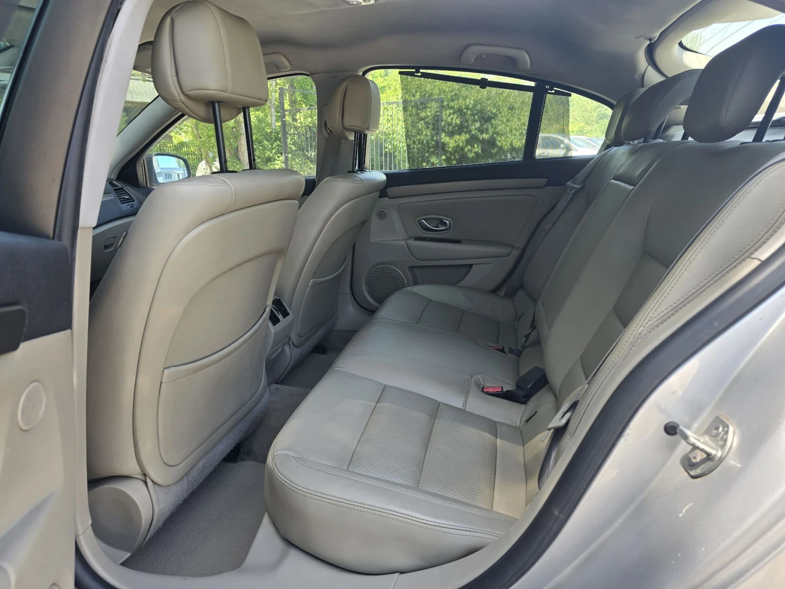 Renault Laguna 2.0DCI/АВТОМАТИК/КОЖА/от БГ - изображение 10