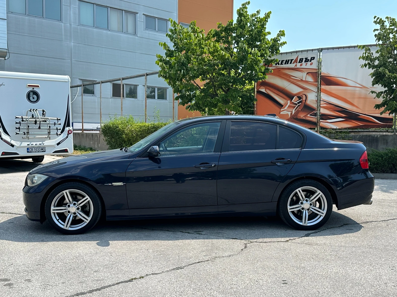 BMW 320 2.0d 163 к.с. - изображение 2