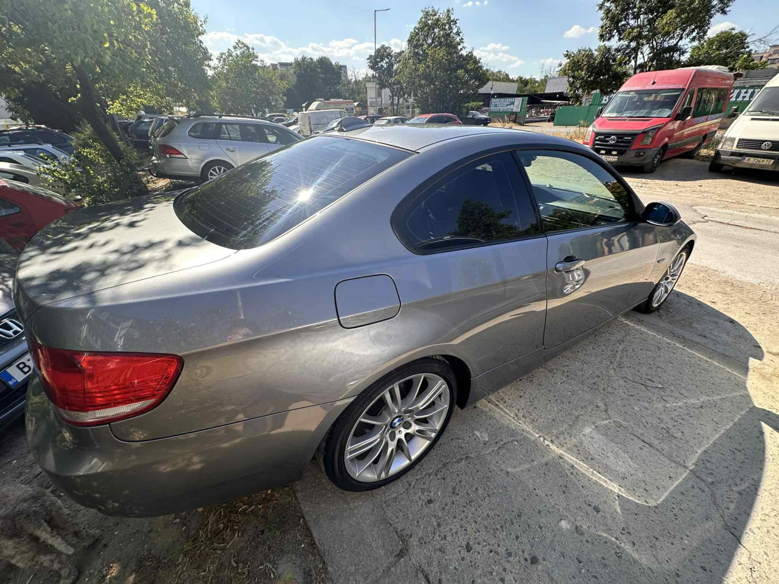 BMW 320  - изображение 4