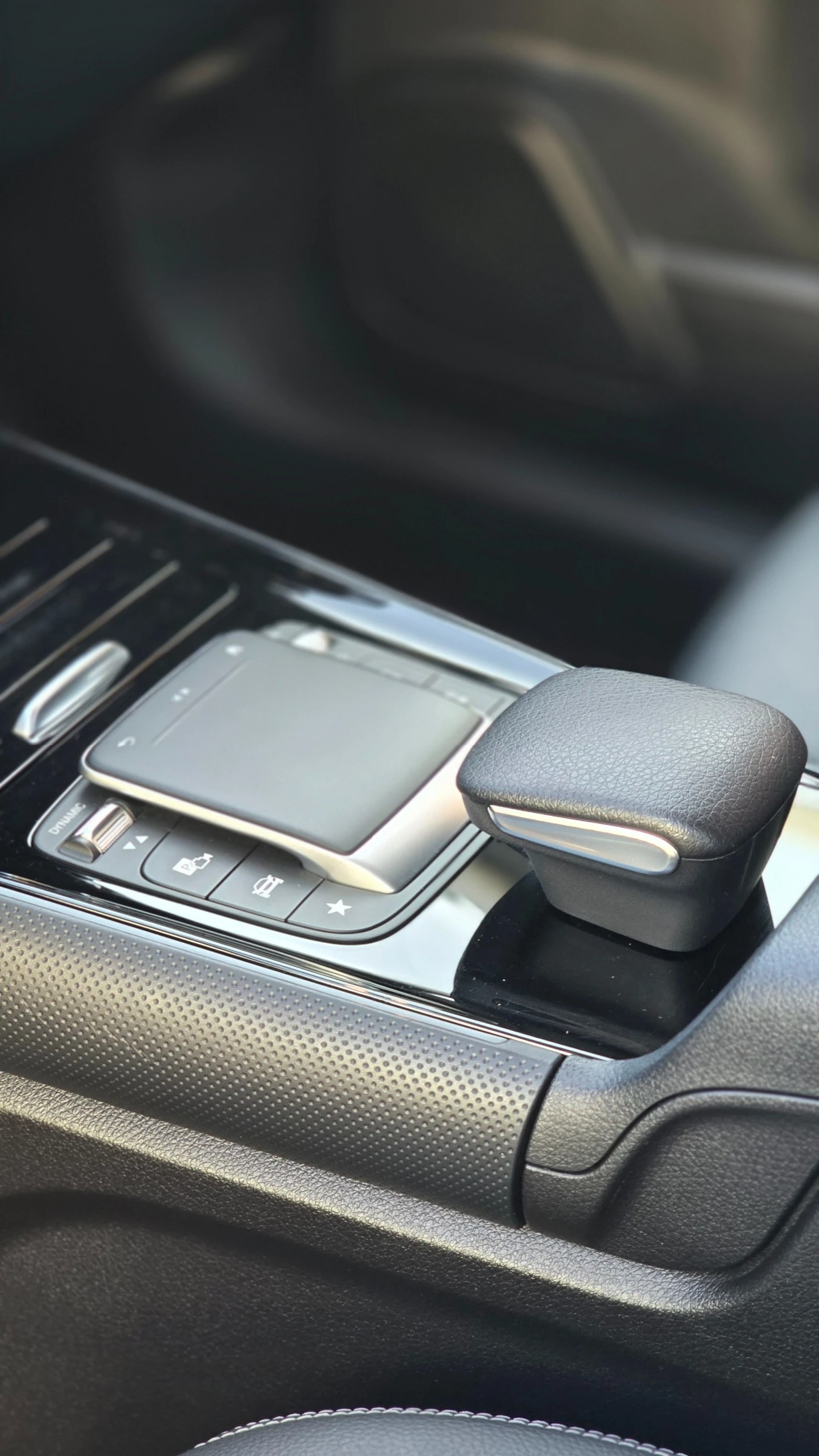 Mercedes-Benz GLA 180 * LED* 8G Tronic* ������*  | Mobile.bg � ����������� 13