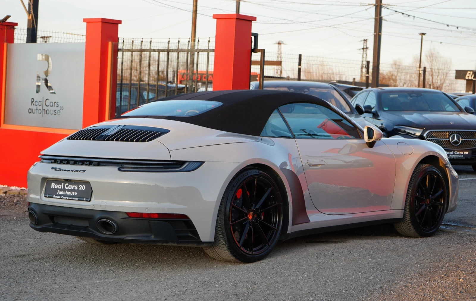 Porsche 911 992* 4 GTS* CERAMIC* APPR* LIFT* BURM* 360* DISTR*, снимка 5 - Автомобили и джипове - 53793201