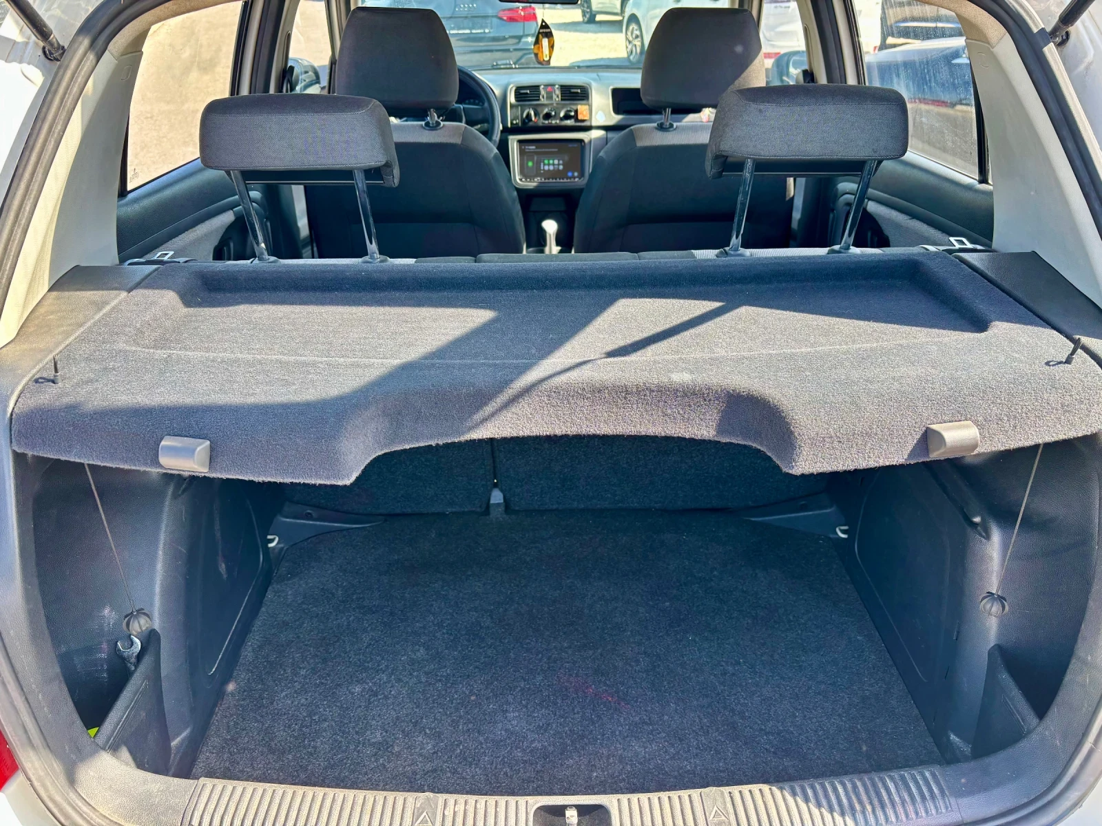 Skoda Fabia, снимка 13 - Автомобили и джипове - 53851947