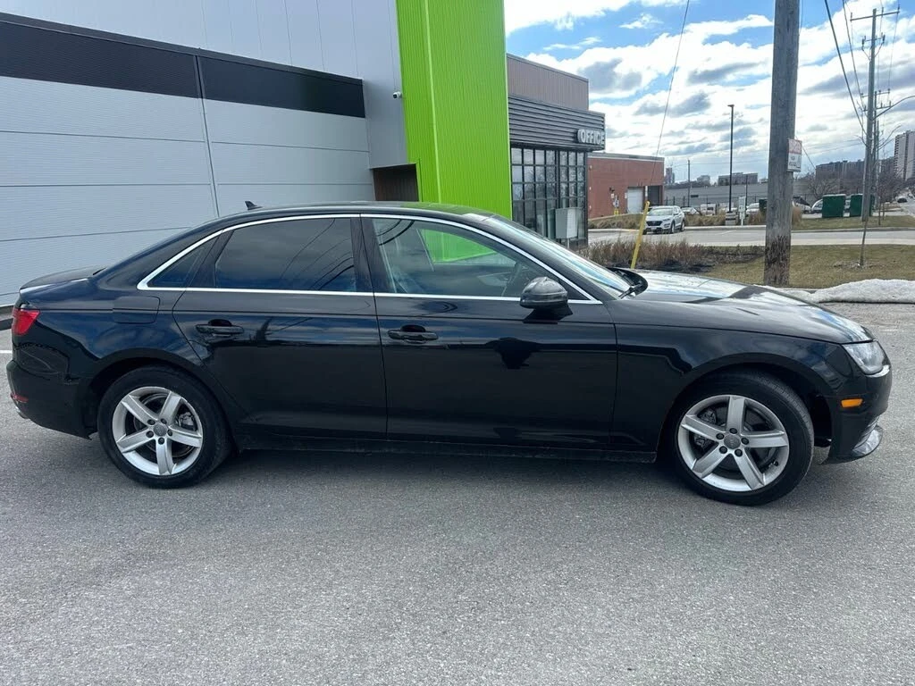 Audi A4 2.0Т* Ultra Premium* АвтоКредит* (ЦЕНА ДО БГ), снимка 4 - Автомобили и джипове - 54033490