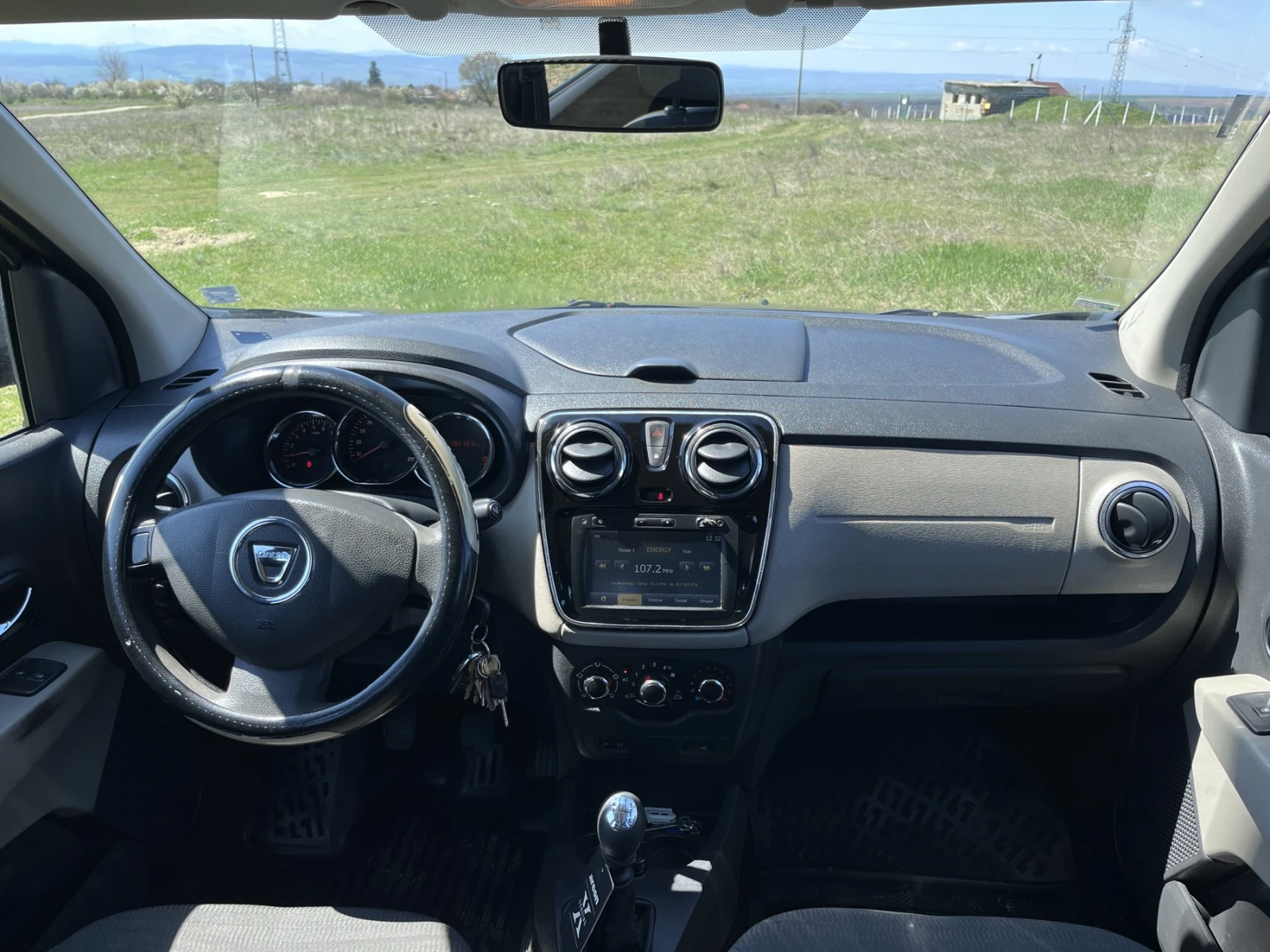 Dacia Lodgy 1.5 DCI, снимка 10 - Автомобили и джипове - 54124274