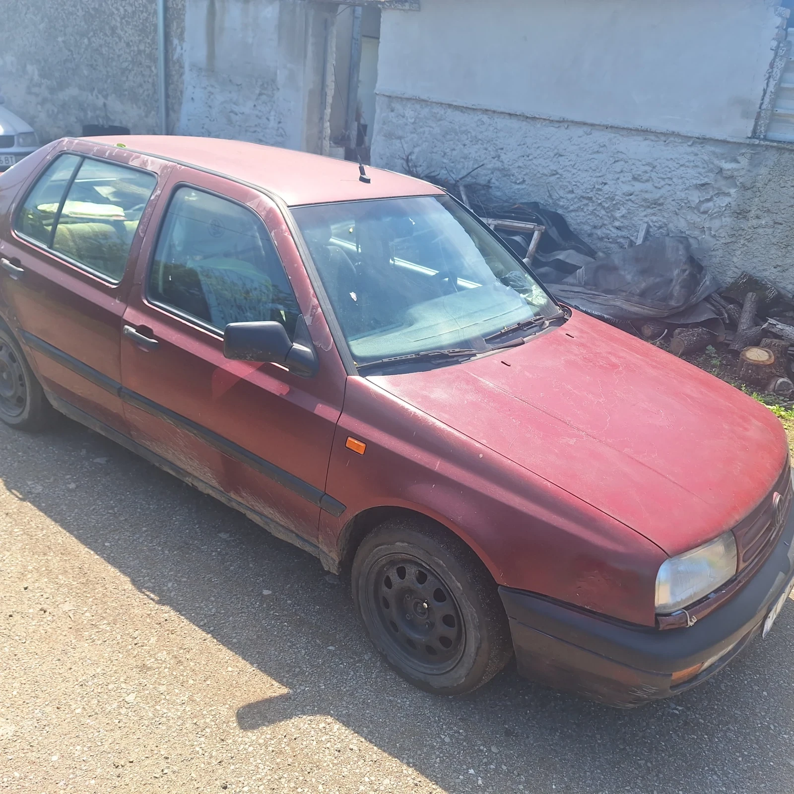 VW Vento, снимка 4 - Автомобили и джипове - 54735878