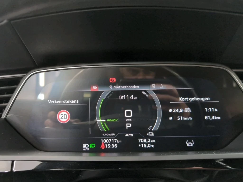 Audi E-Tron 95KWH 55 QUATTRO S-LINE, снимка 11 - Автомобили и джипове - 54916493