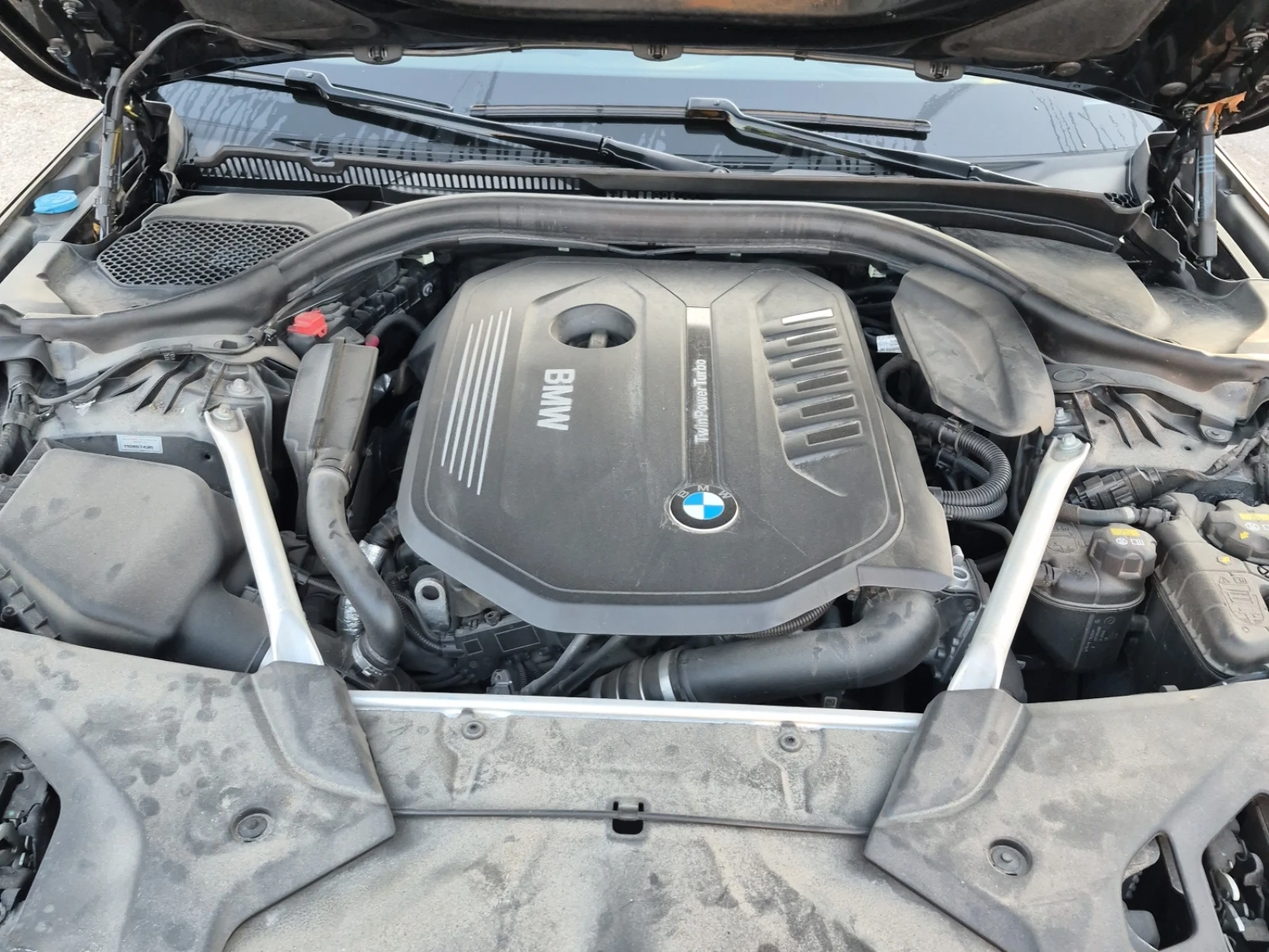 BMW 540 xDrive * M-Sport * CARFAX * Без инциденти * , снимка 12 - Автомобили и джипове - 55125716